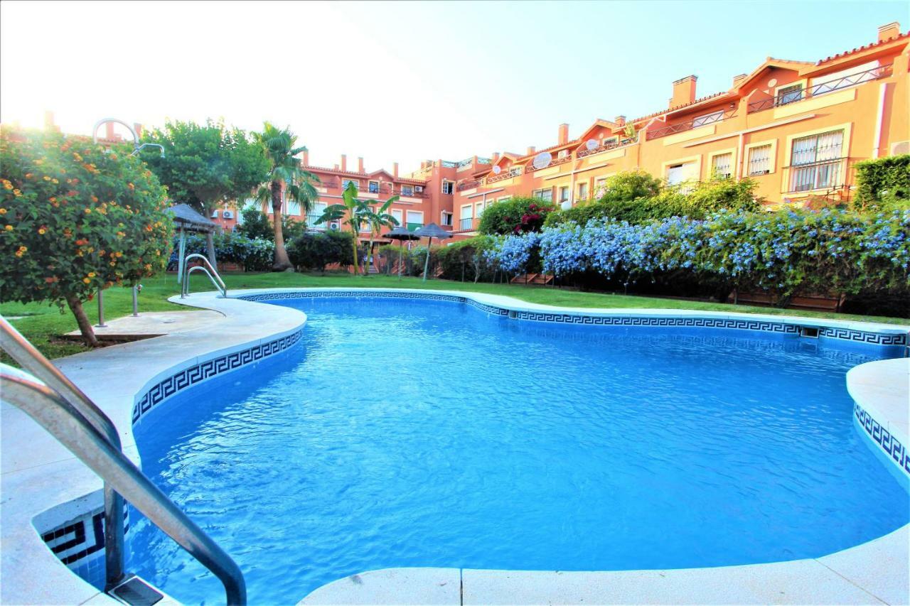 Apartamento Torremolinos - A 600M De La Playa De La Carihuela - Piscina - Parking Gratis - Excelente Conexion Wifi Ngoại thất bức ảnh